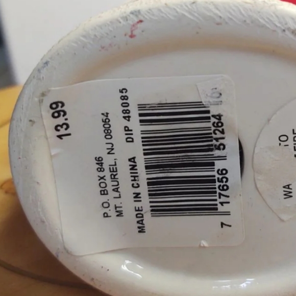 Unique Santa Candle Holder - Picture 7 of 7